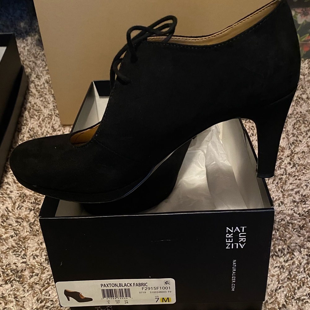 Naturalizer Sz 7, Paxton bootie